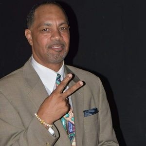 Meet your Posher, Carl